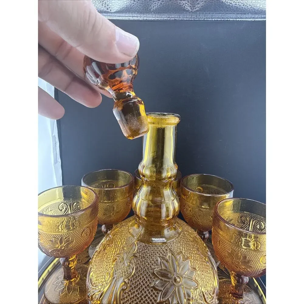Indiana Glass Amber Tiara Decanter Set w/8 Glasses, Tray, Sandwich Pattern 11 pc